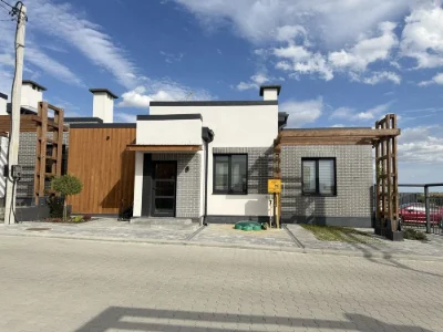 Таунхауси в Рівному | 88–98 м² | Власний двір | Від 73 000 $