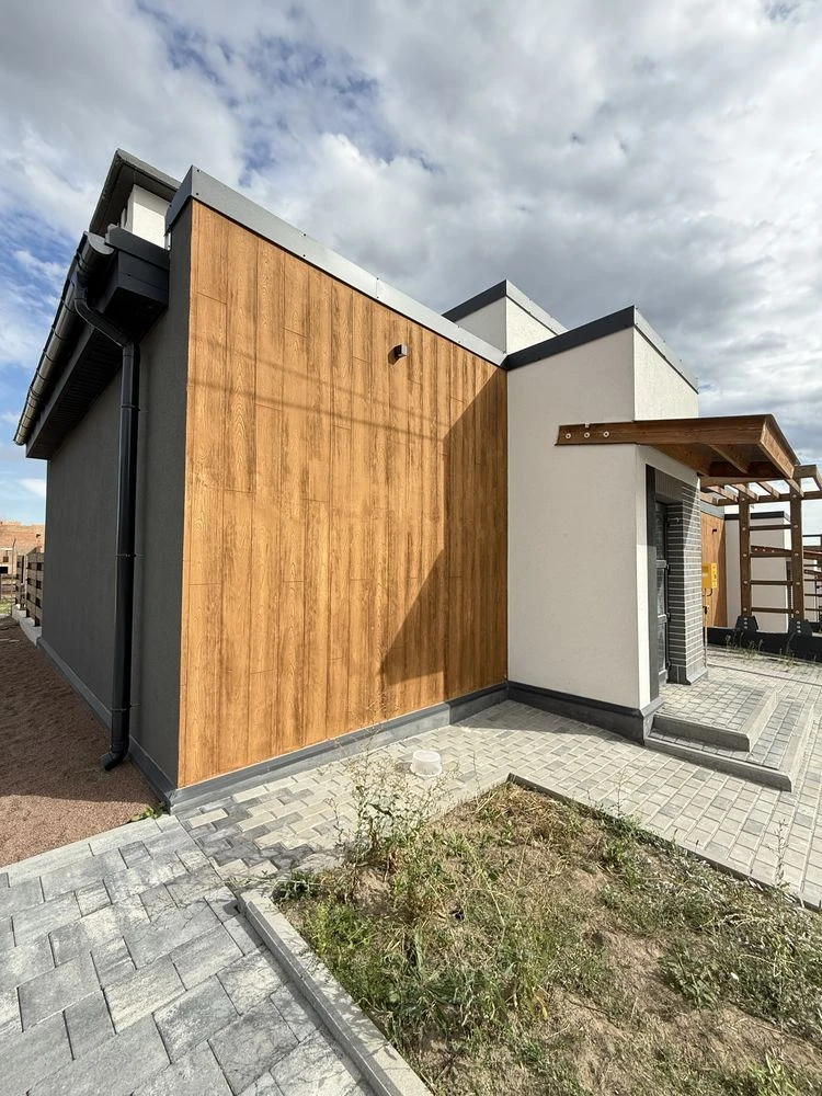 Таунхауси в Рівному | 88–98 м² | Власний двір | Від 73 000 $