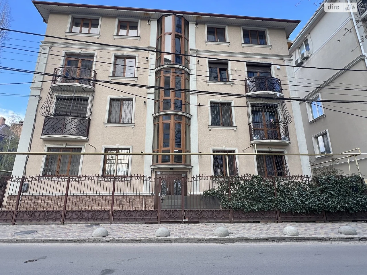 Продажа квартиры Большой Фонтан.