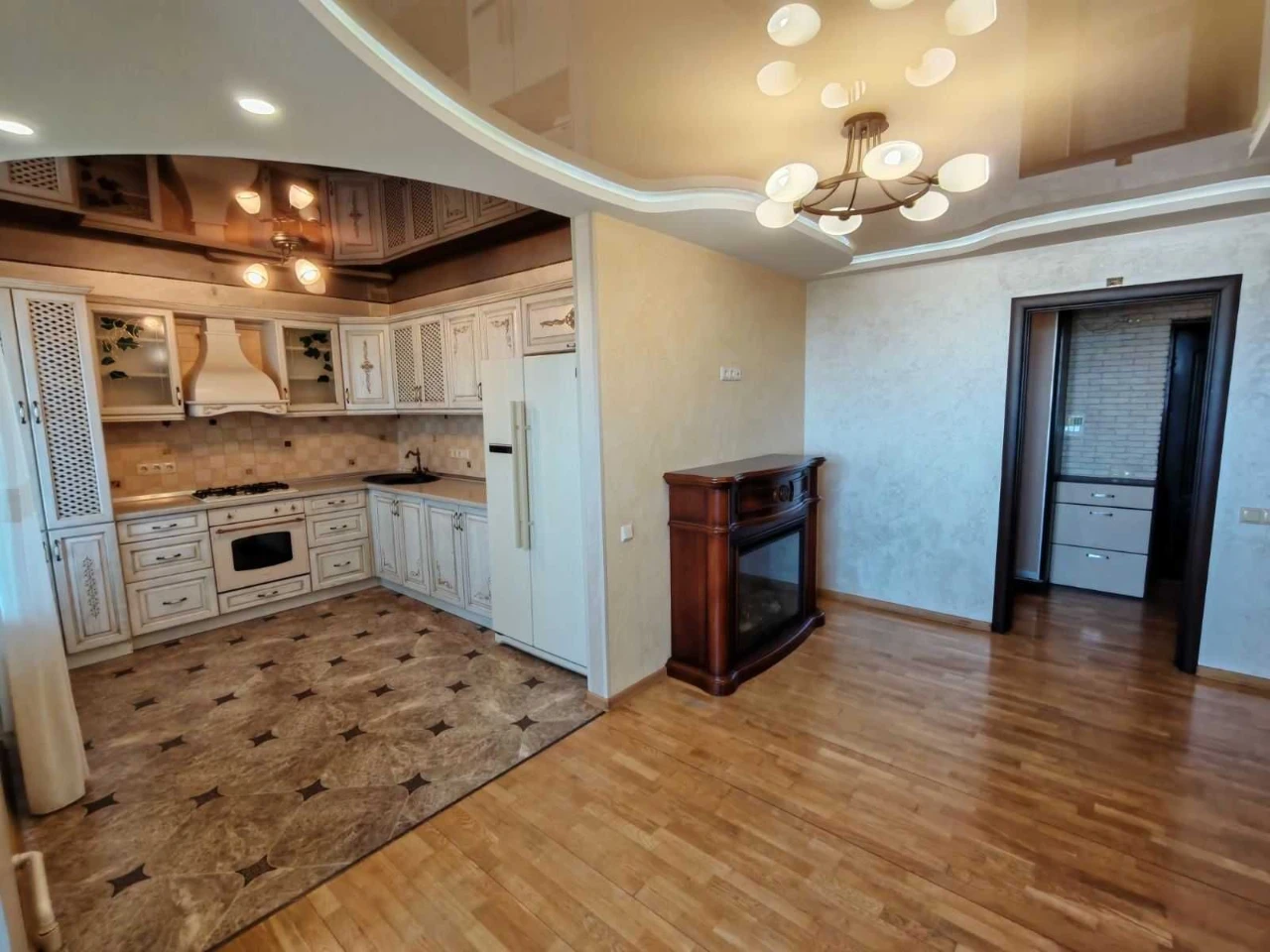For sale, two-level apartment in Tiahilov (3725)