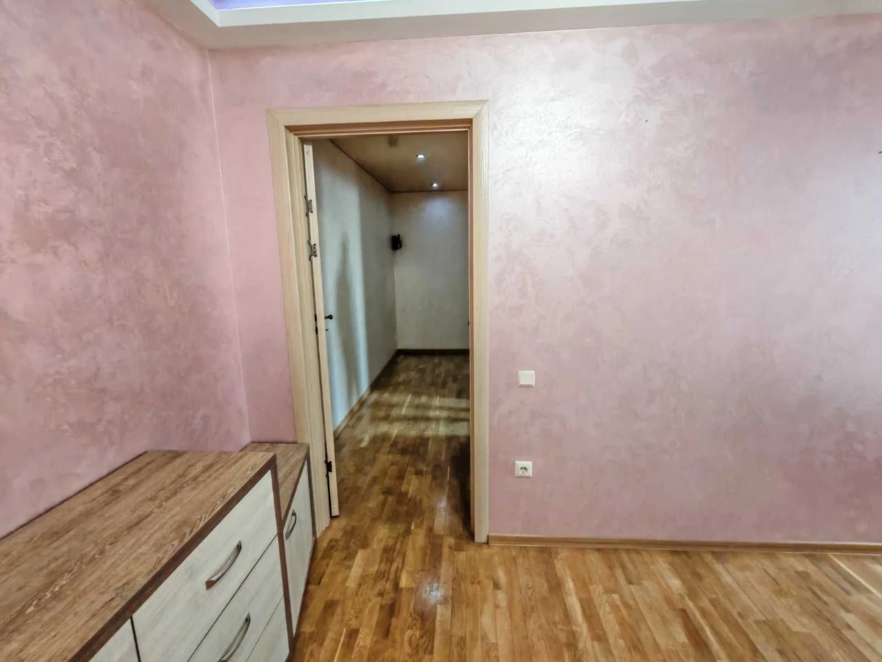 For sale, two-level apartment in Tiahilov (3725)