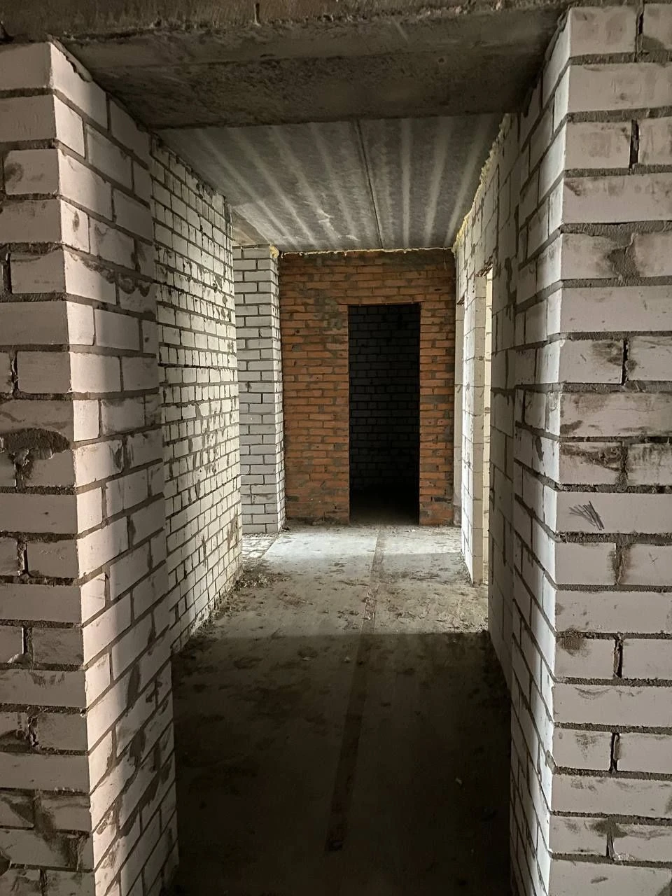 Spacious 2-bedroom apartment for sale in the Gvardyiske residential complex
