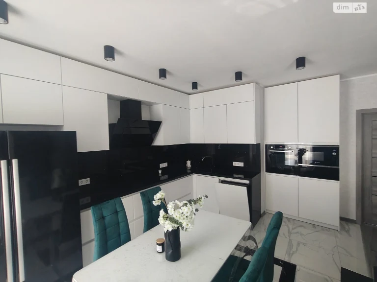 Long-Term Rental Apartment Arcadia