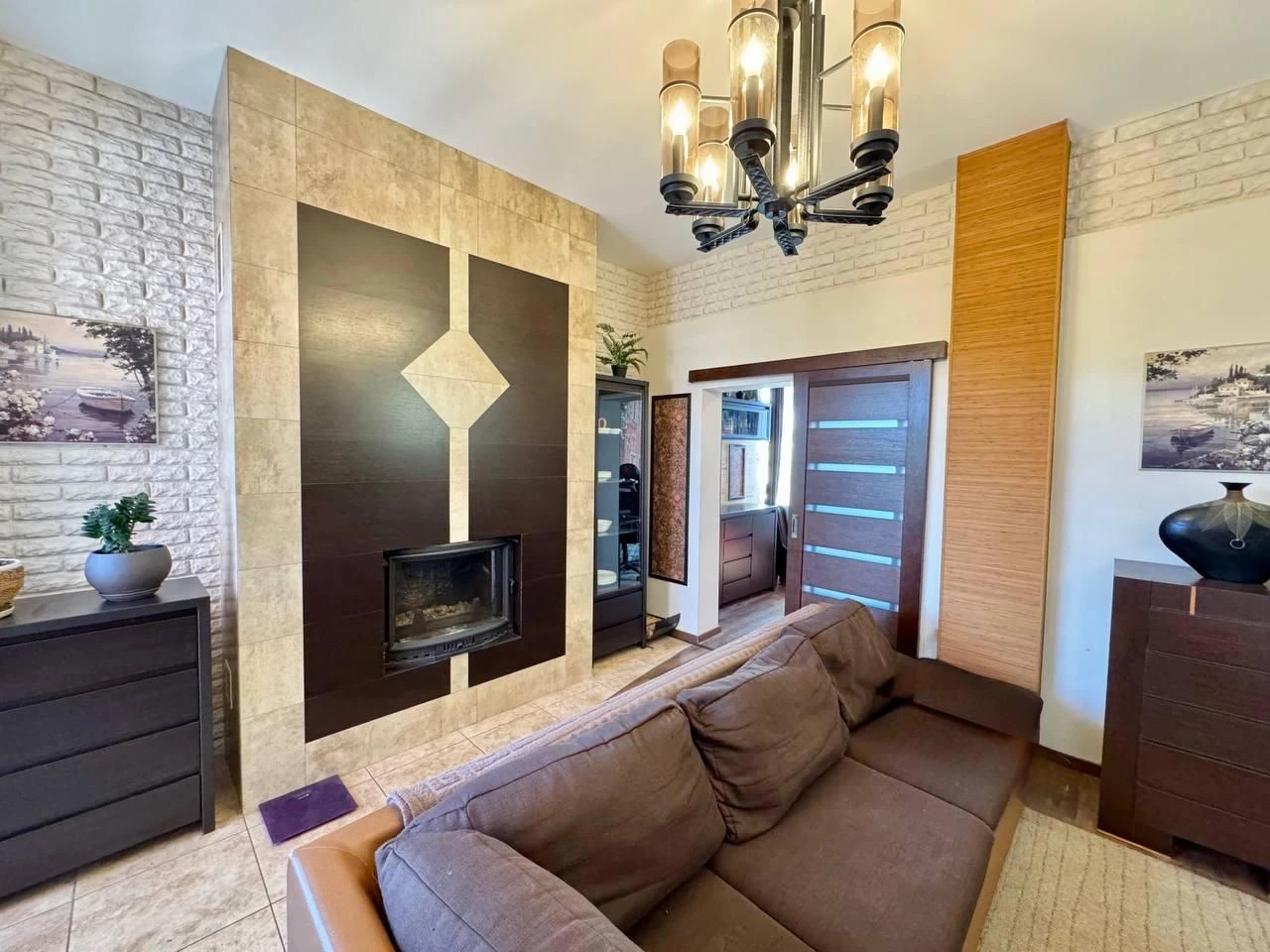Sale of a 4-room apartment in a new building, city center, individual heating