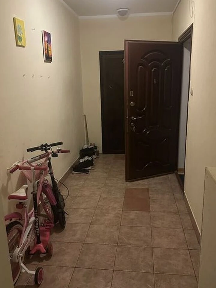 Продам 3 к. квартиру-пентхаус, ул. Армейская,  парк Победы