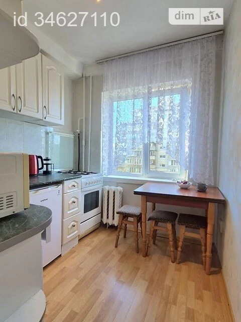 Sale of 1-room apartment 28.3 sq. m. on Vasylya Ivanisa Str. 9 • ID