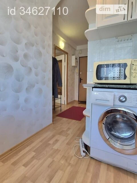 Sale of 1-room apartment 28.3 sq. m. on Vasylya Ivanisa Str. 9 • ID