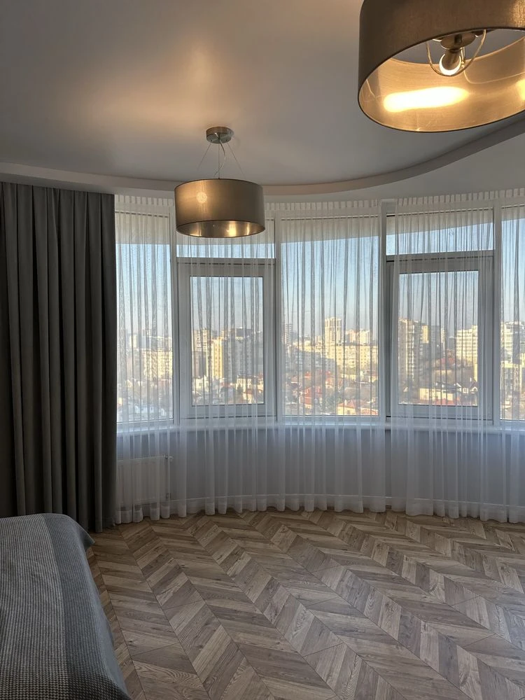 Продам 2 комнатную квартиру с видом на море 35 жемчужина , А