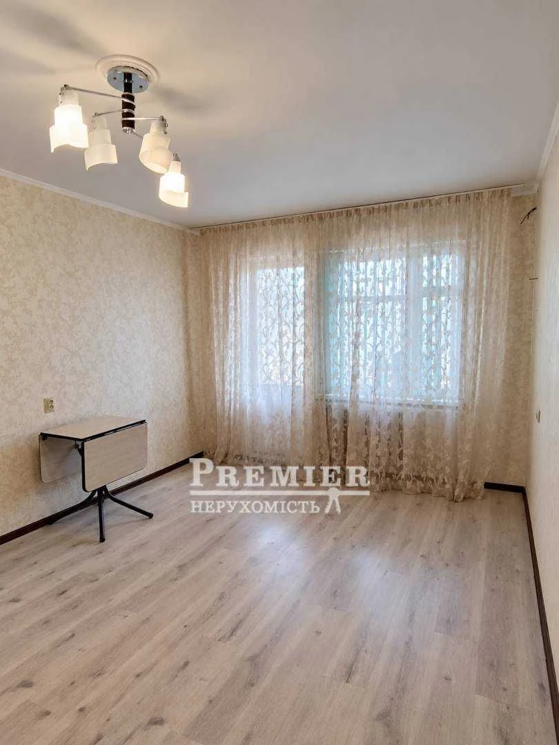 Квартира 2 комнаты, 49 м², на Таирова, 2-й этаж, 15 минут