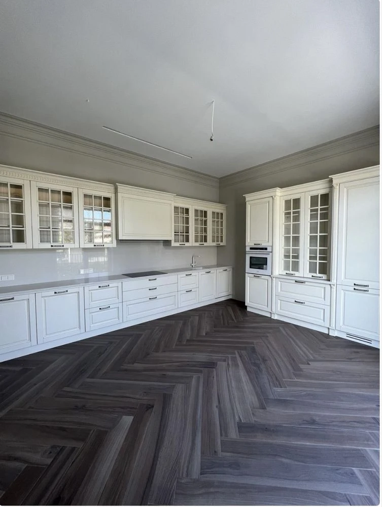 A new modern renovated house in Sauvignon.