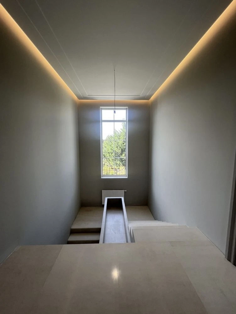 A new modern renovated house in Sauvignon.