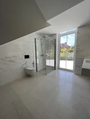 A new modern renovated house in Sauvignon.