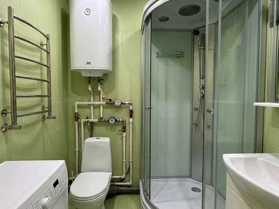 Apartment. Kharkiv, Yuliynyi Prospect