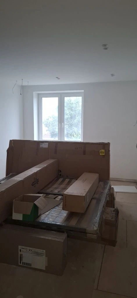 For Sale: 3-room apartment in the "Prolisok" residential complex, near the "Sports Palace" metro station.