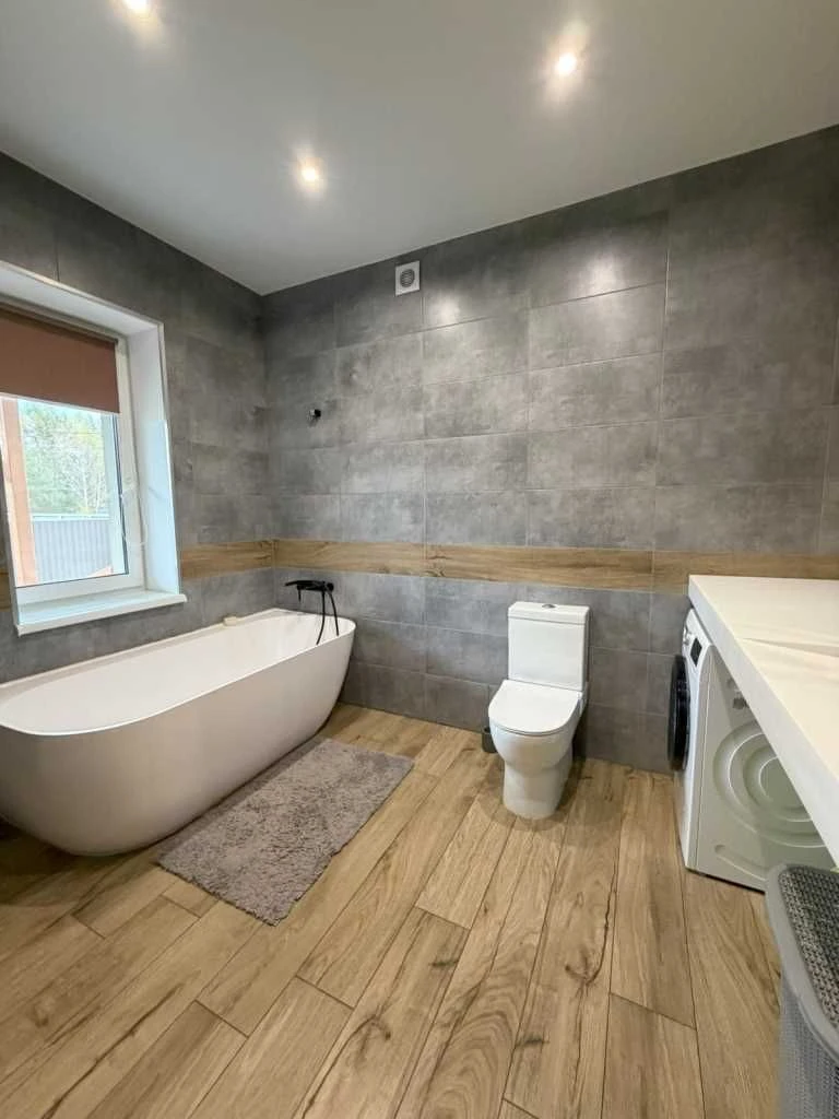 House built in 2018, 125 m2, SOLAR PANELS, 10 minutes from the city