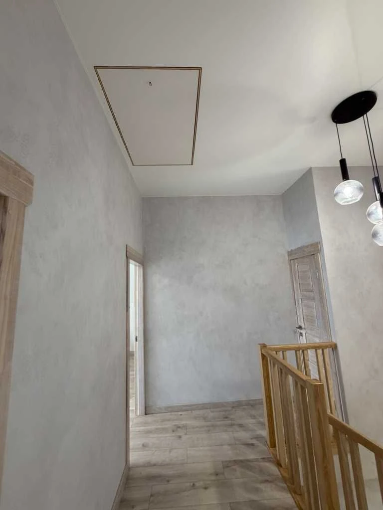 House built in 2018, 125 m2, SOLAR PANELS, 10 minutes from the city