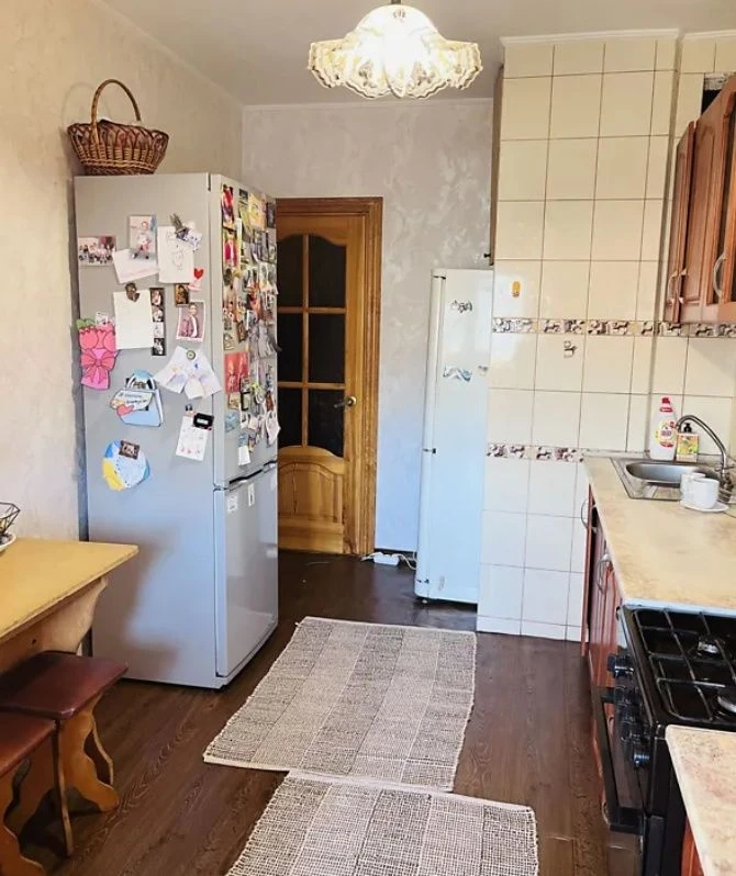 Продажа 3-комнатной квартиры в панельном доме в районе КАЛЛА
