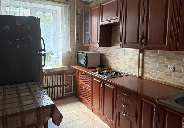 Sale of a 3-room apartment on Kurbas Street