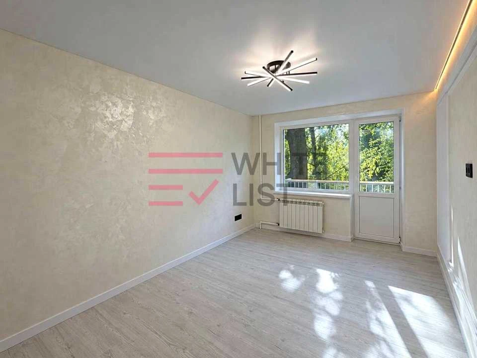 Apartment. Chernivtsi, Andriy Kushnyrenka Street