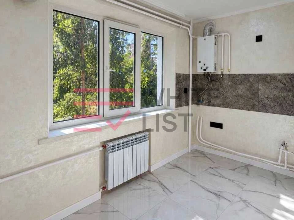 Apartment. Chernivtsi, Andriy Kushnyrenka Street