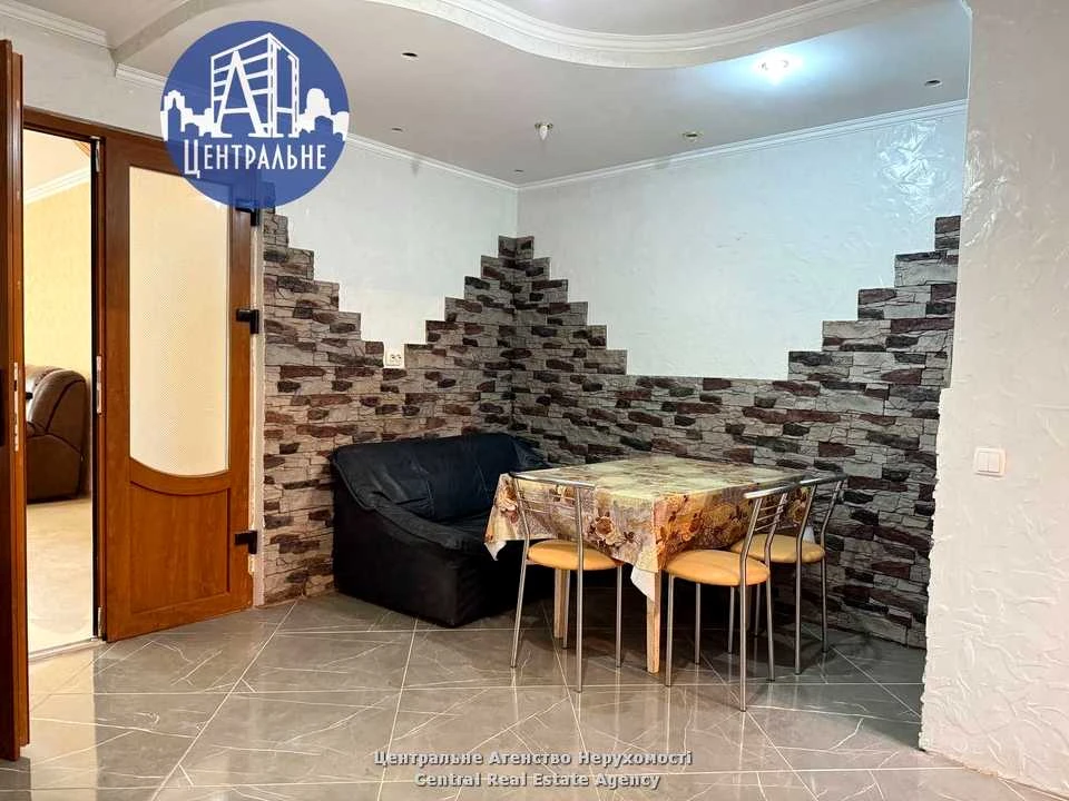 Apartment. Chernivtsi, European Union st.
