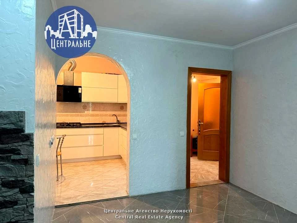 Apartment. Chernivtsi, European Union st.