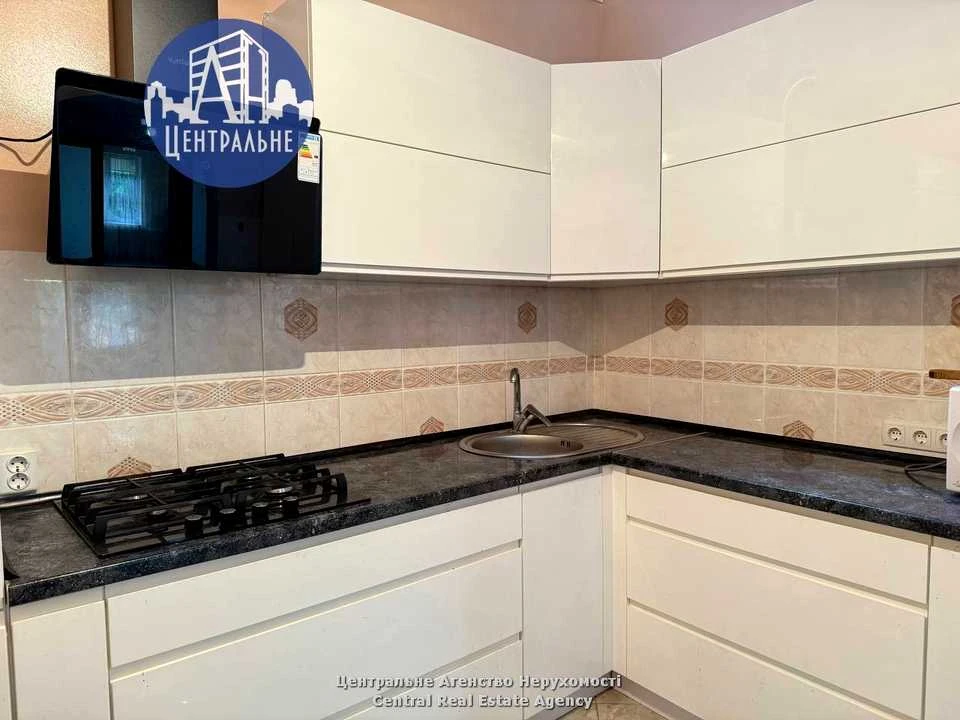 Apartment. Chernivtsi, European Union st.