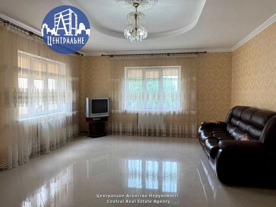 Apartment. Chernivtsi, European Union st.