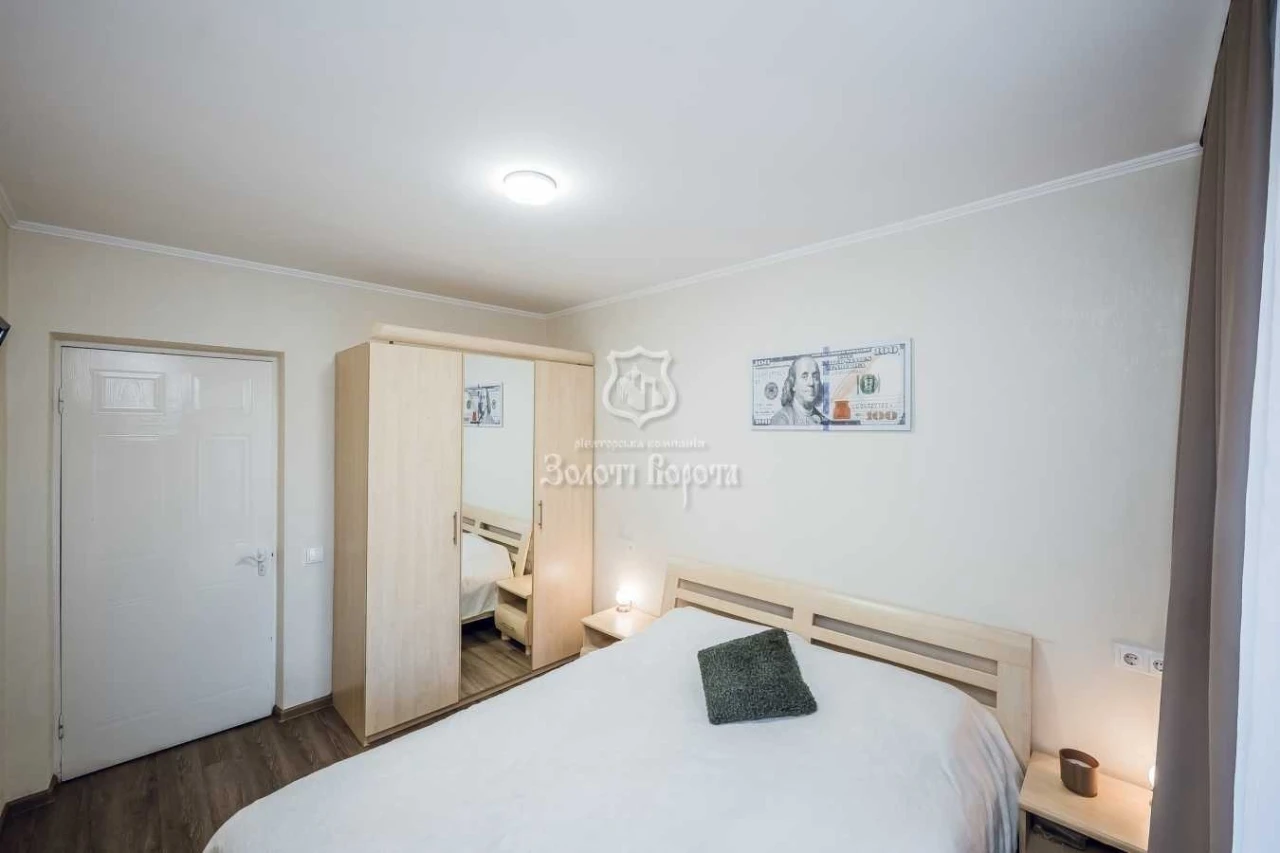 3-room apartment for sale 74 m², Kharkivske shosse, 49