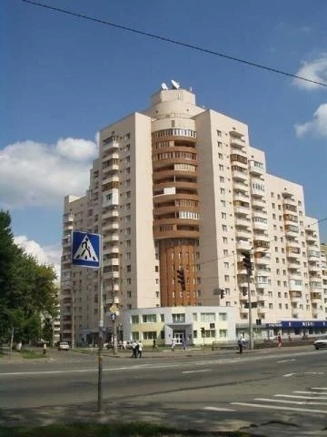 3-room apartment for sale 74 m², Kharkivske shosse, 49