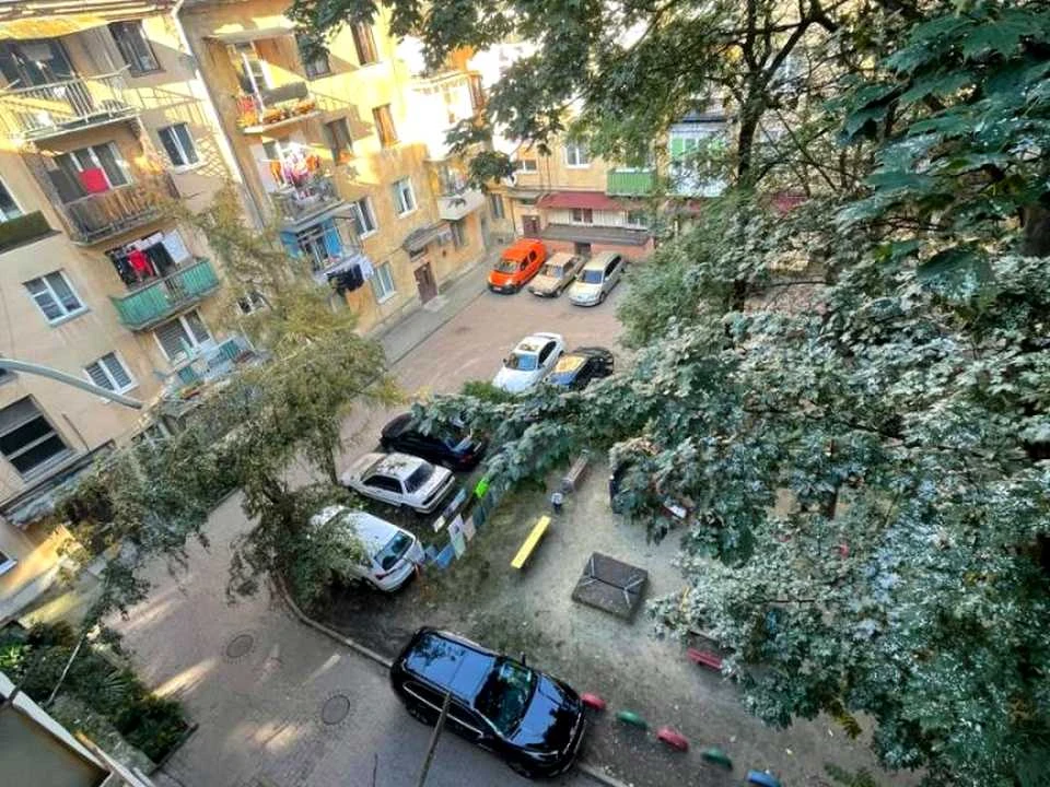 Apartment. Ulyan Kravchenko Street, Lviv