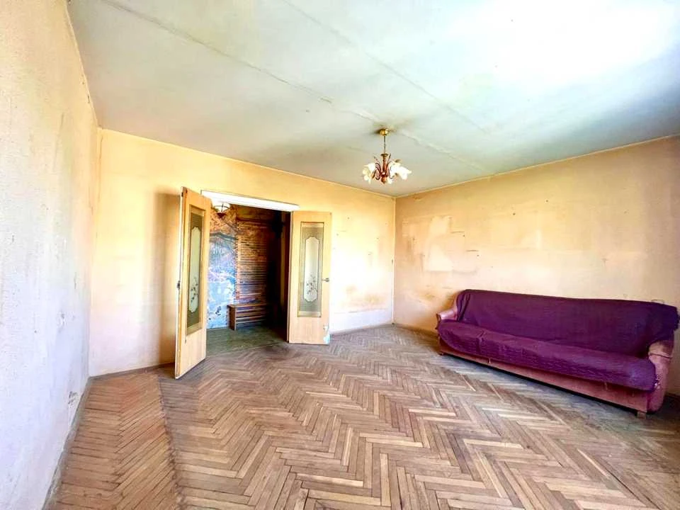 Apartment. Lviv, Sykhyska st.