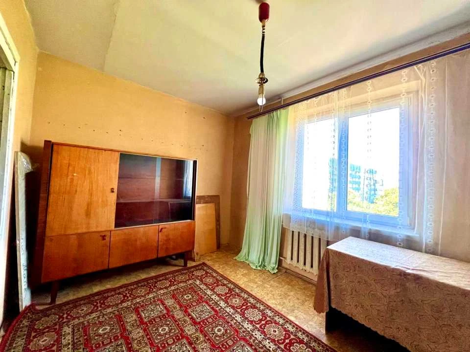 Apartment. Lviv, Sykhyska st.