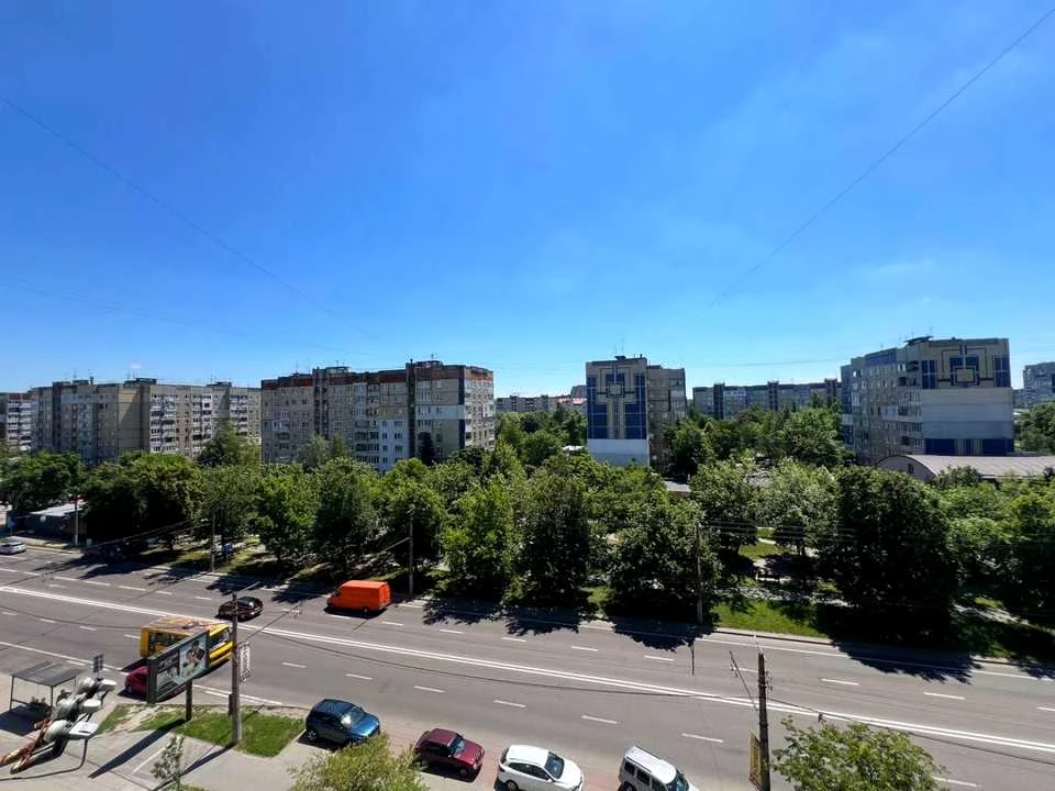 Apartment. Lviv, Sykhyska st.