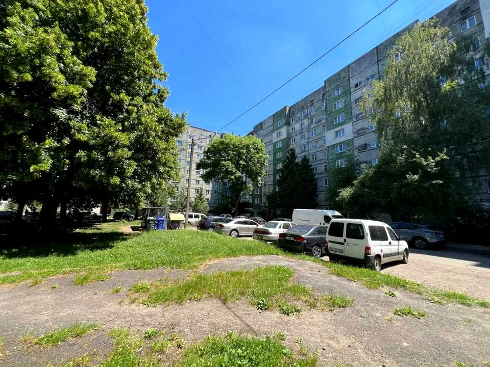 Apartment. Lviv, Sykhyska st.