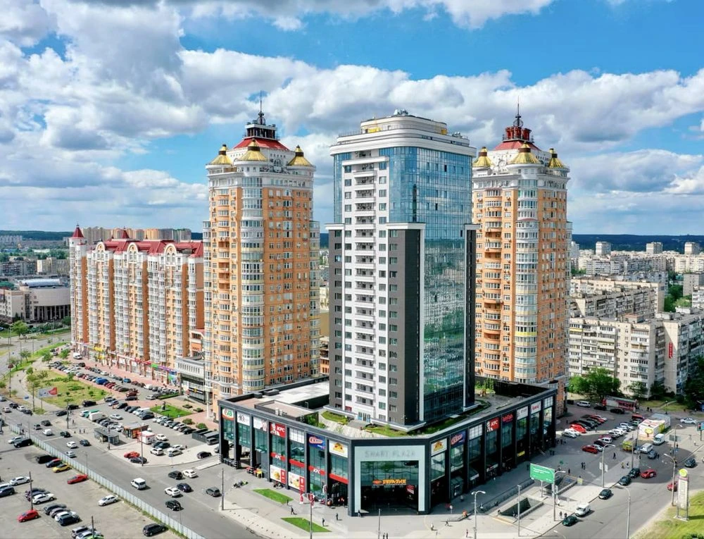 Smart Plaza Obolon, Minsk, Levka Lukyanenka 21/19