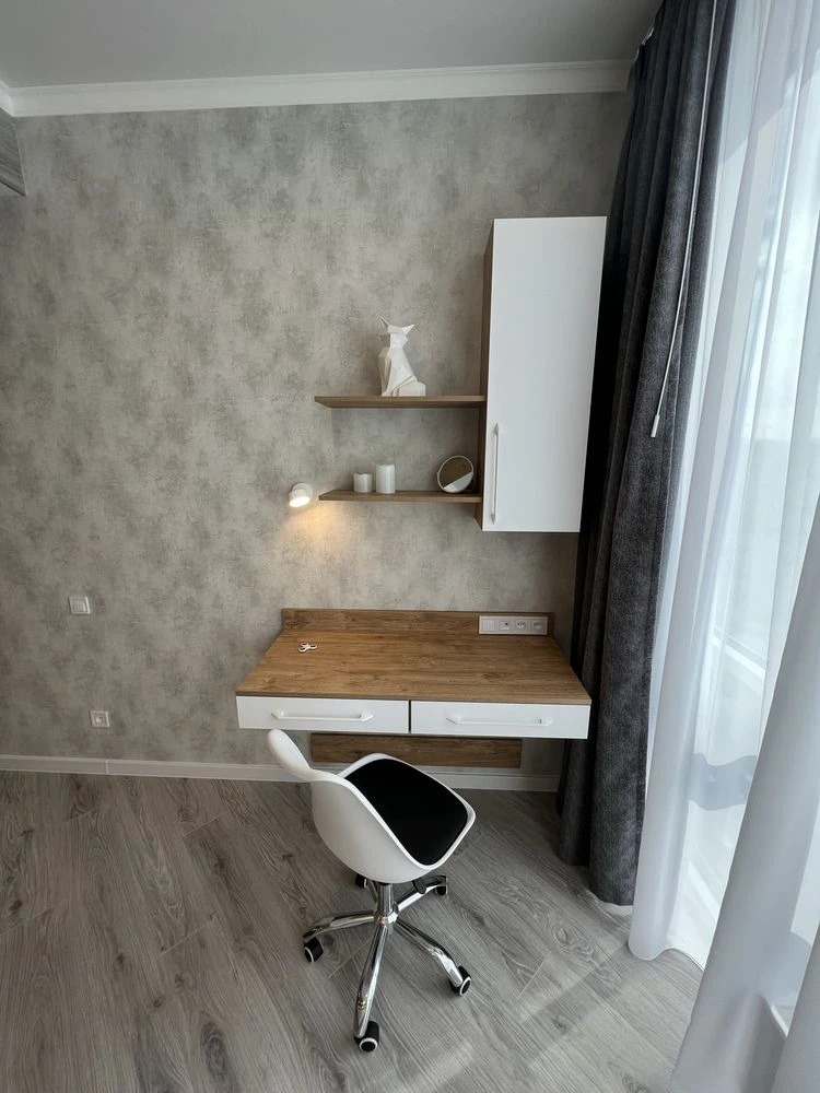 Smart Plaza Obolon, Minsk, Levka Lukyanenka 21/19