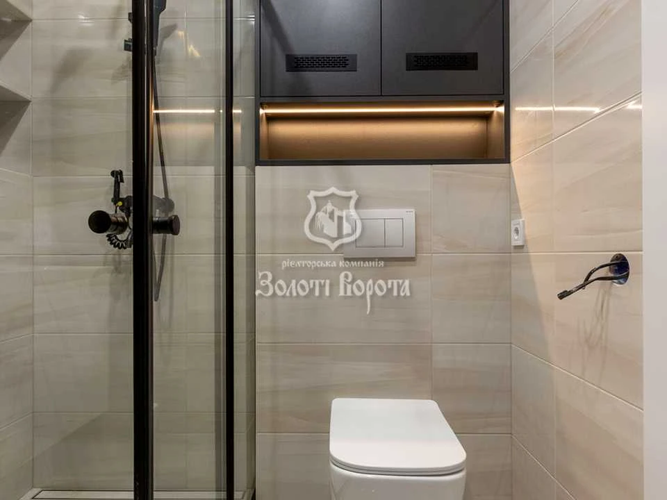 Apartment. Kyiv, Rodyny Krystieriv St.