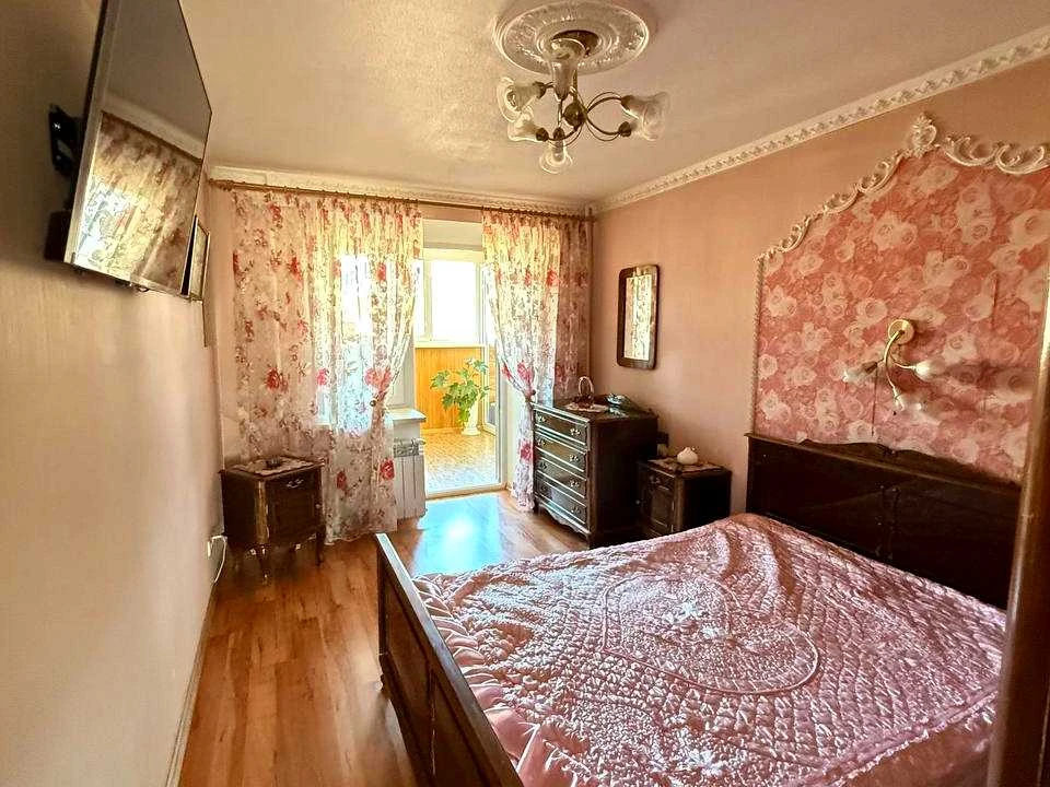 Квартира. Дніпро, Любарського пров.