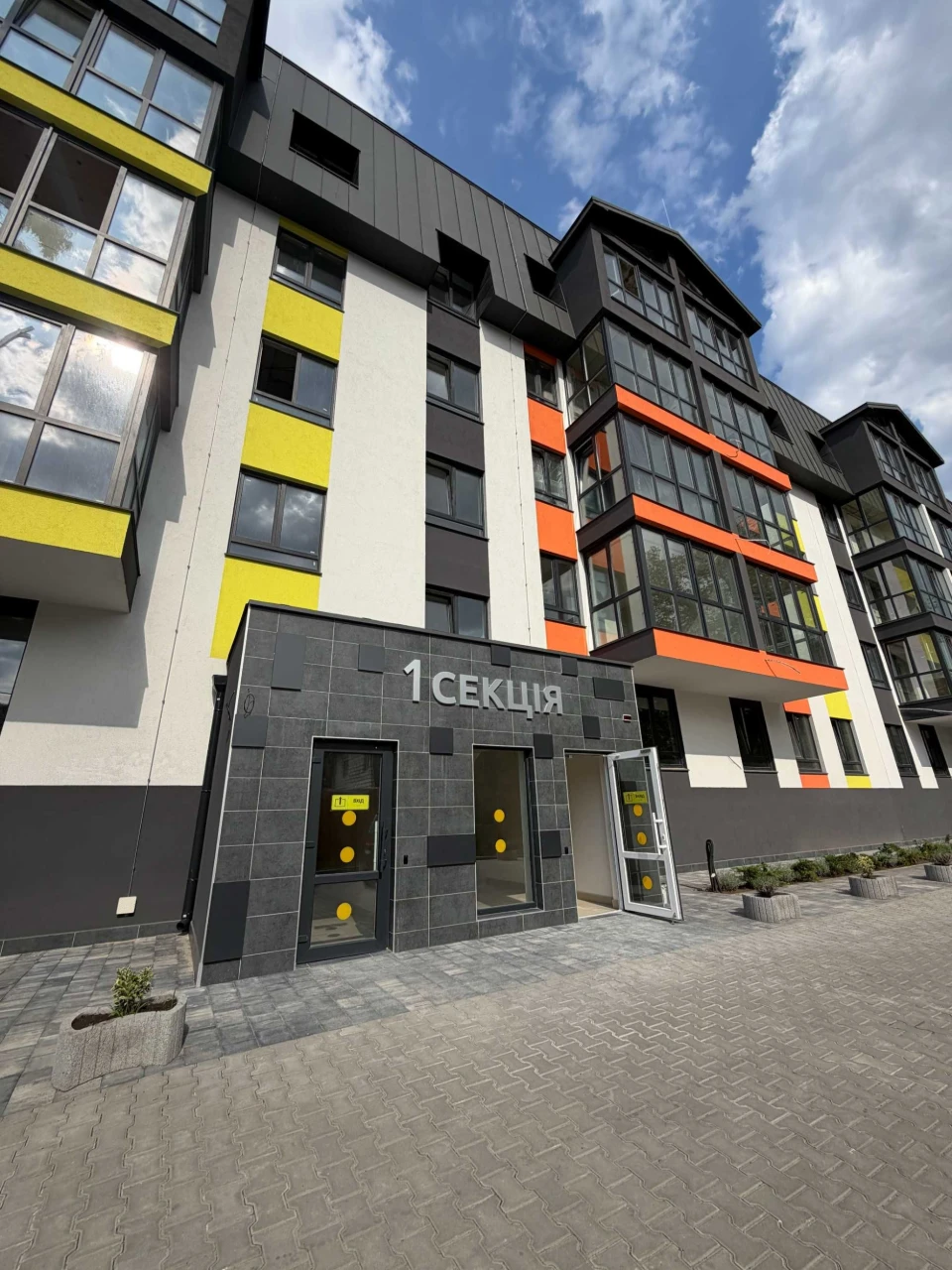 Продам квартиру в клубному будинку. Ремонт.