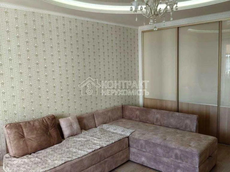 Apartment. Kharkiv, Peremohy Prospect