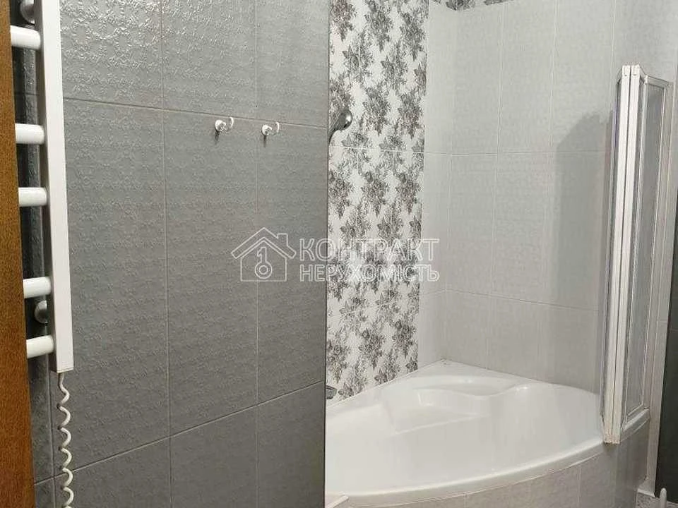 Apartment. Kharkiv, Peremohy Prospect