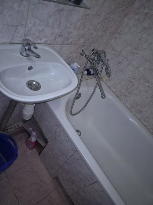 Продаж 3-х кімн.кв-ри по вул.Угорській (Новий Львів), 3/5ц.,