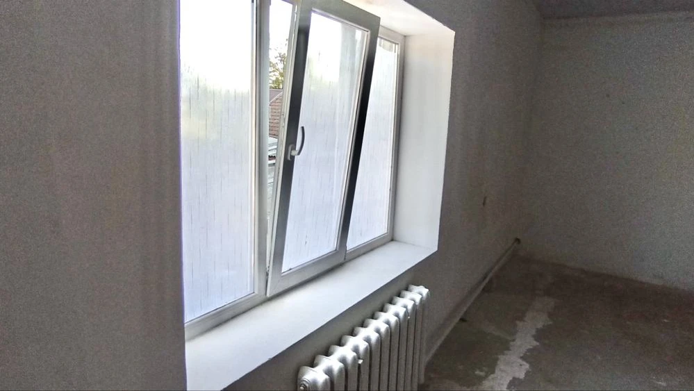 Продаю квартиру на землі в Центрі міста