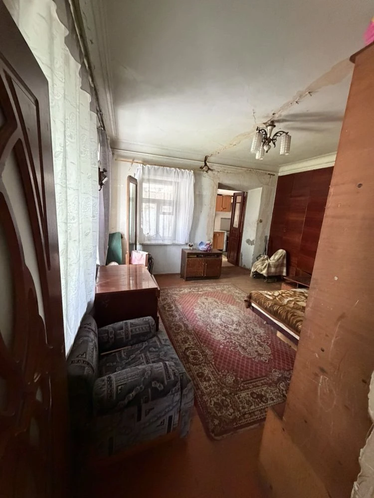 Продаю часть домика с гаражом 42м2 + гараж