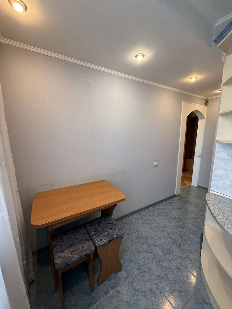 Buy a beautiful and bright apartment in the central district on street.