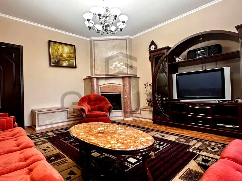 Apartment. Igor Bezhaia Street, Mykolaiv