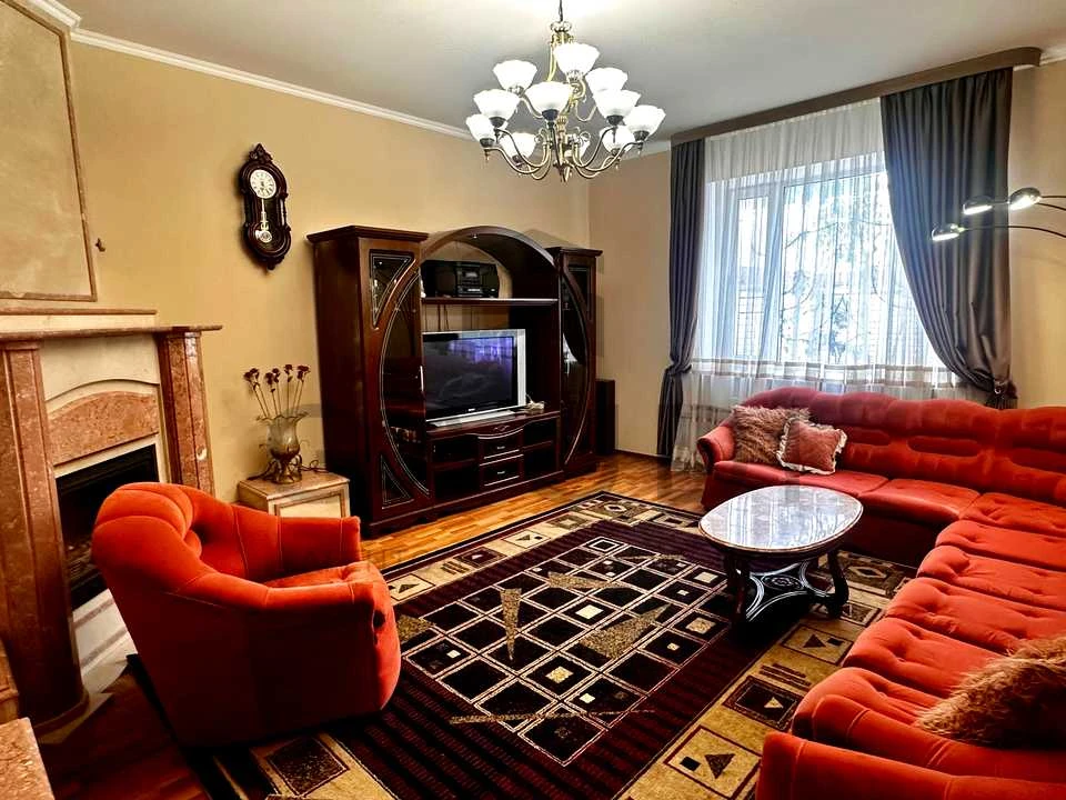 Apartment. Igor Bezhaia Street, Mykolaiv