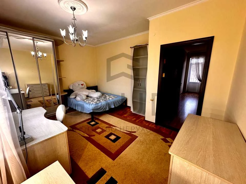 Apartment. Igor Bezhaia Street, Mykolaiv
