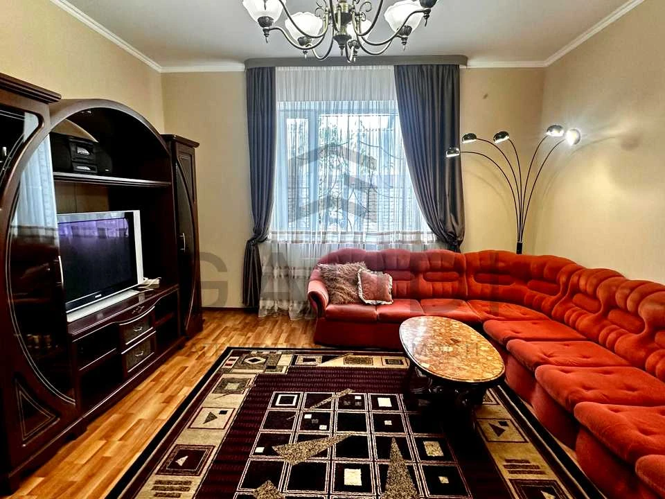 Apartment. Igor Bezhaia Street, Mykolaiv